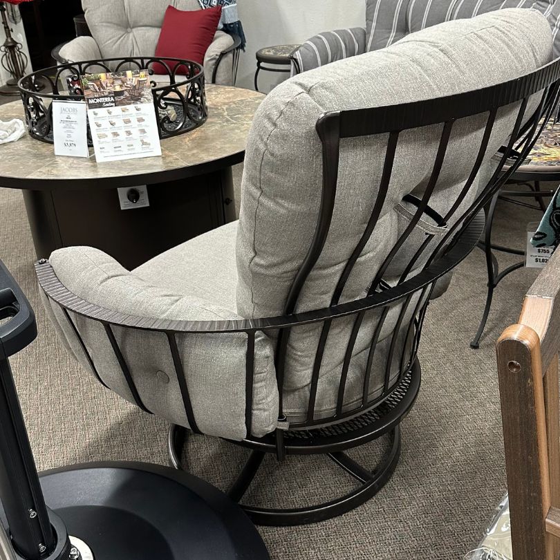 OW Lee Monterra Outdoor Patio Swivel Rocker Lounge ChairOW Lee Monterra Outdoor Patio Swivel Rocker Club Chair