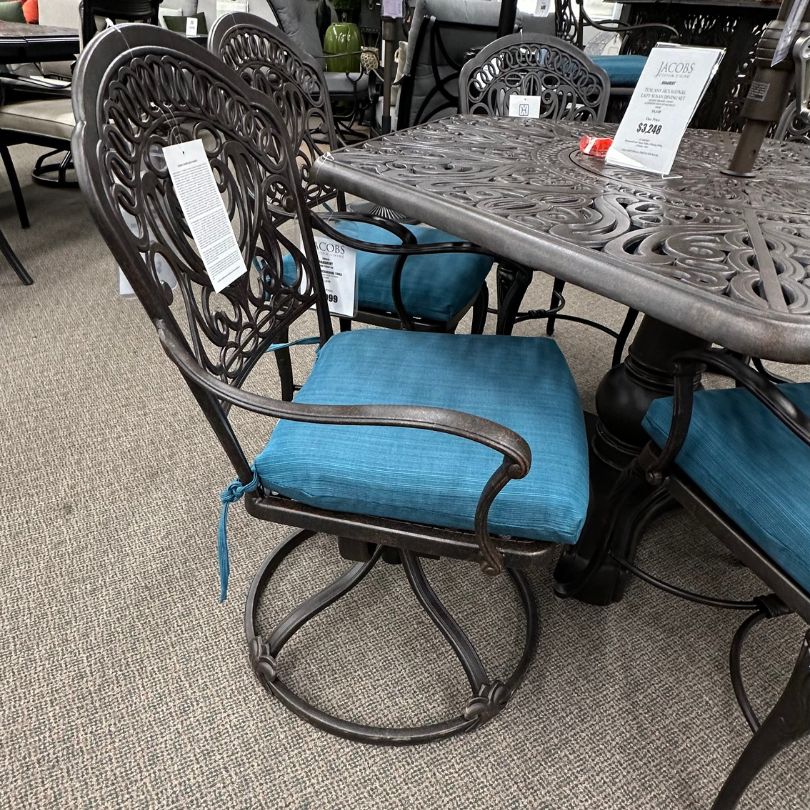 Patio Swivel Rocker in Stock-Hanamint Tuscany Swivel Rocker