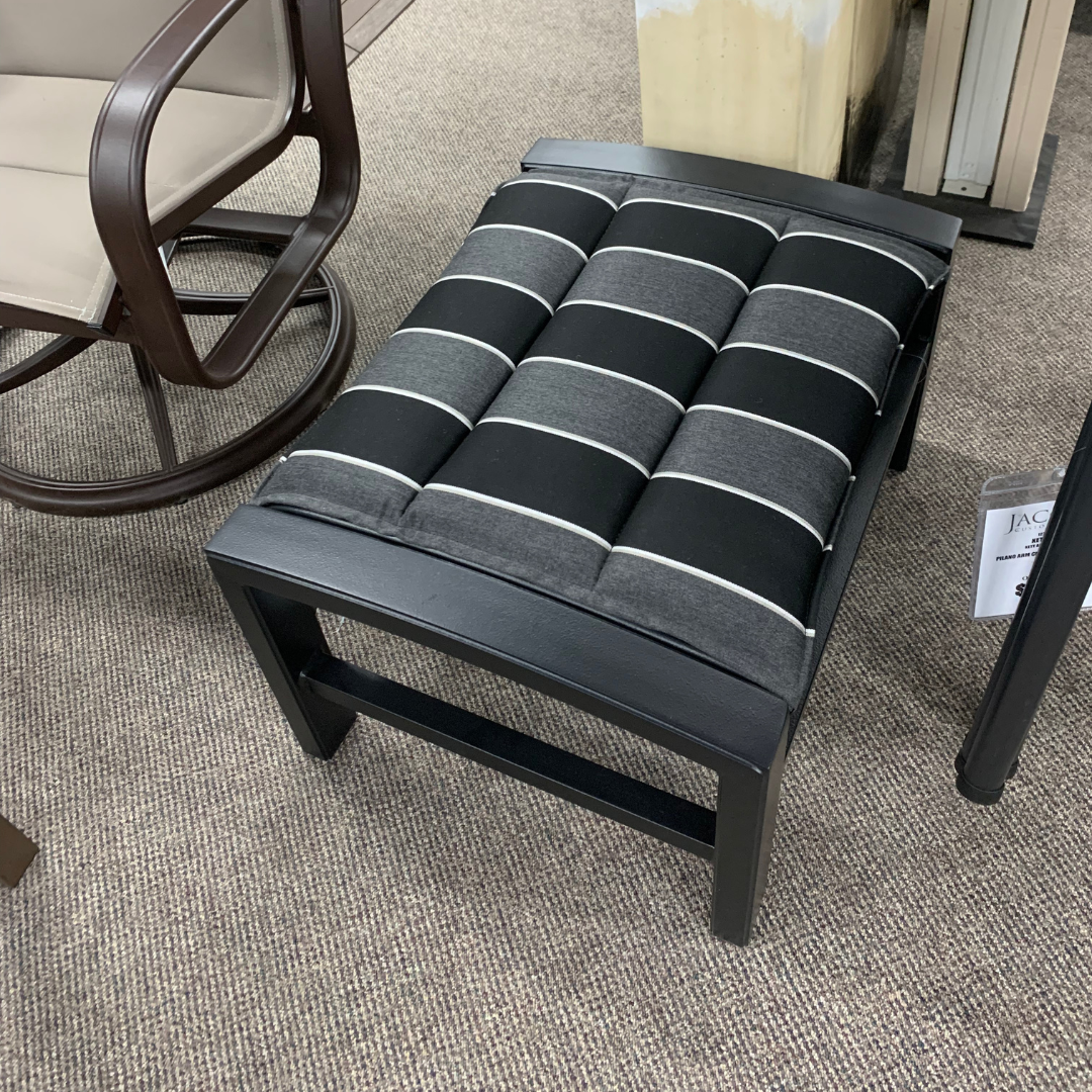 Clearance Club Chairs & Ottomans