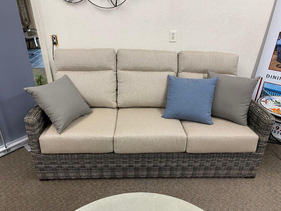 Patio Renaissance Eureka. You have permission to relax with Sustainable outdoor living furniture from Jacobs Custom Living from Spokane, Wa.