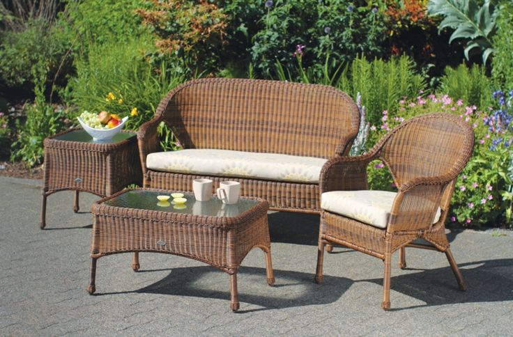 Ratana English Bay Loveseat | Jacobs Custom Living
