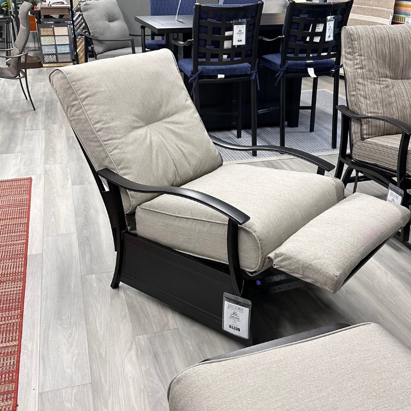 Mallin Albany Outdoor Patio Cushion Recliner