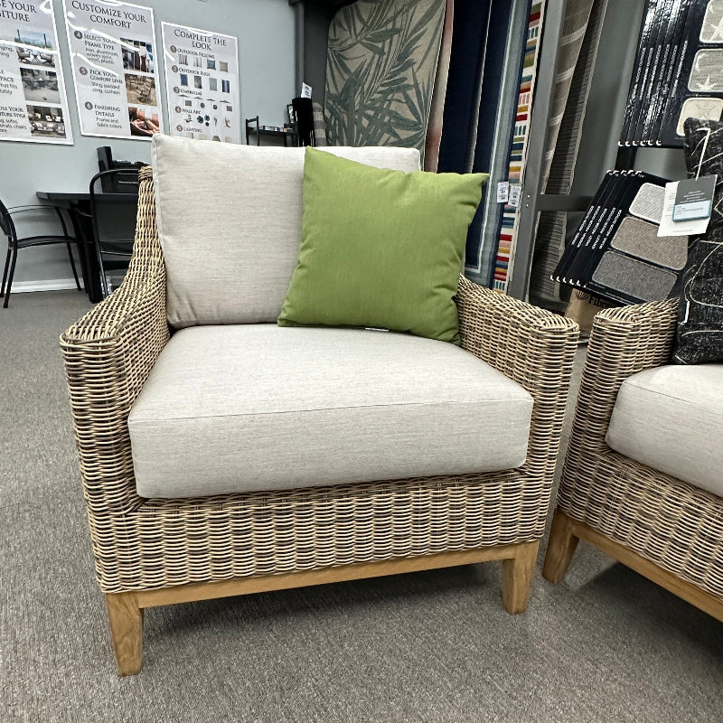 Kingsley-Bate Frances Teak Patio Lounge Chair