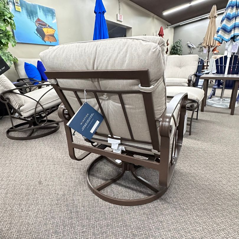 Winston Palazzo Patio Cushion Swivel Lounge Chair