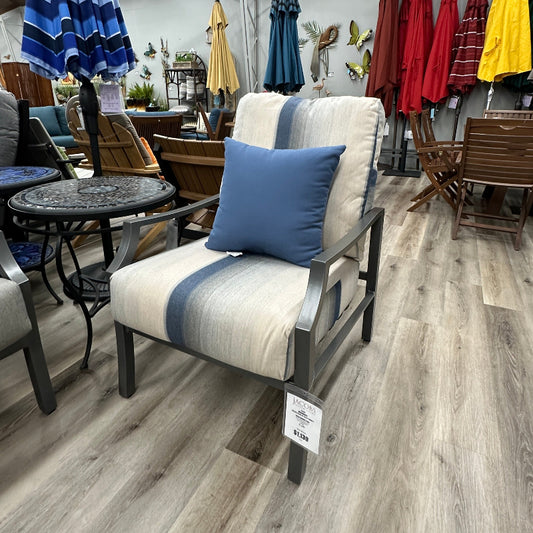 Woodard Nico Cushion Outdoor Patio Lounge Chair