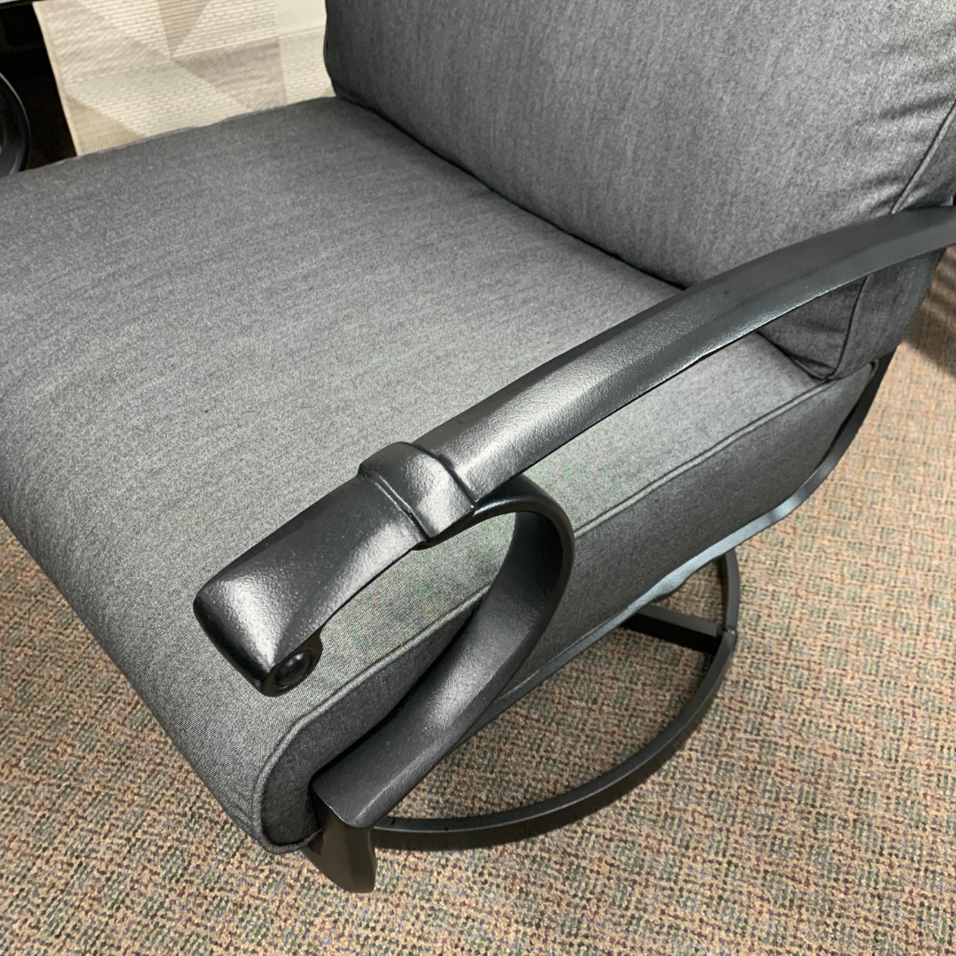Winston Manor Ultra Swivel Patio Lounge Chair | Jacobs Custom Living