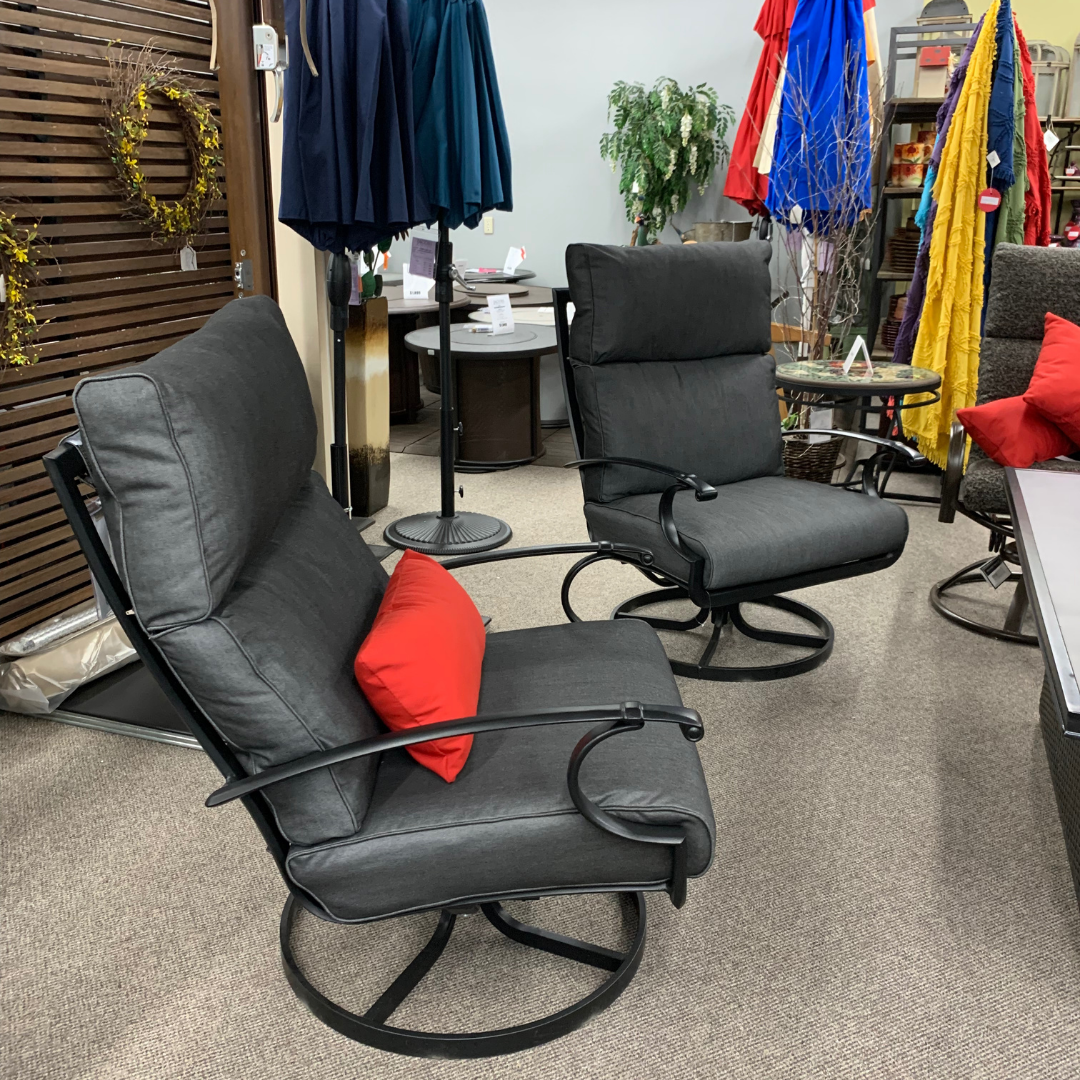 Winston Manor Ultra Swivel Patio Lounge Chair | Jacobs Custom Living