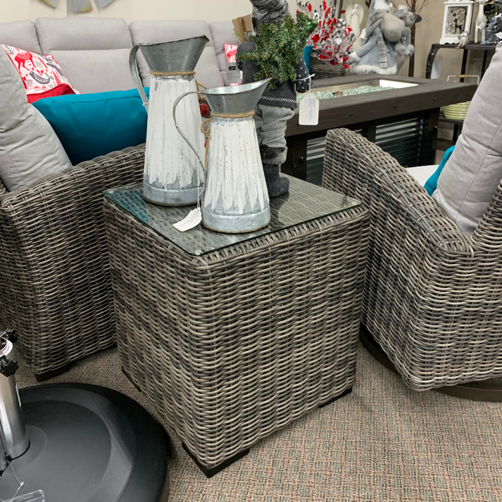 Patio Renaissance Eureka Resin Wicker Patio End Table Jacobs Custom