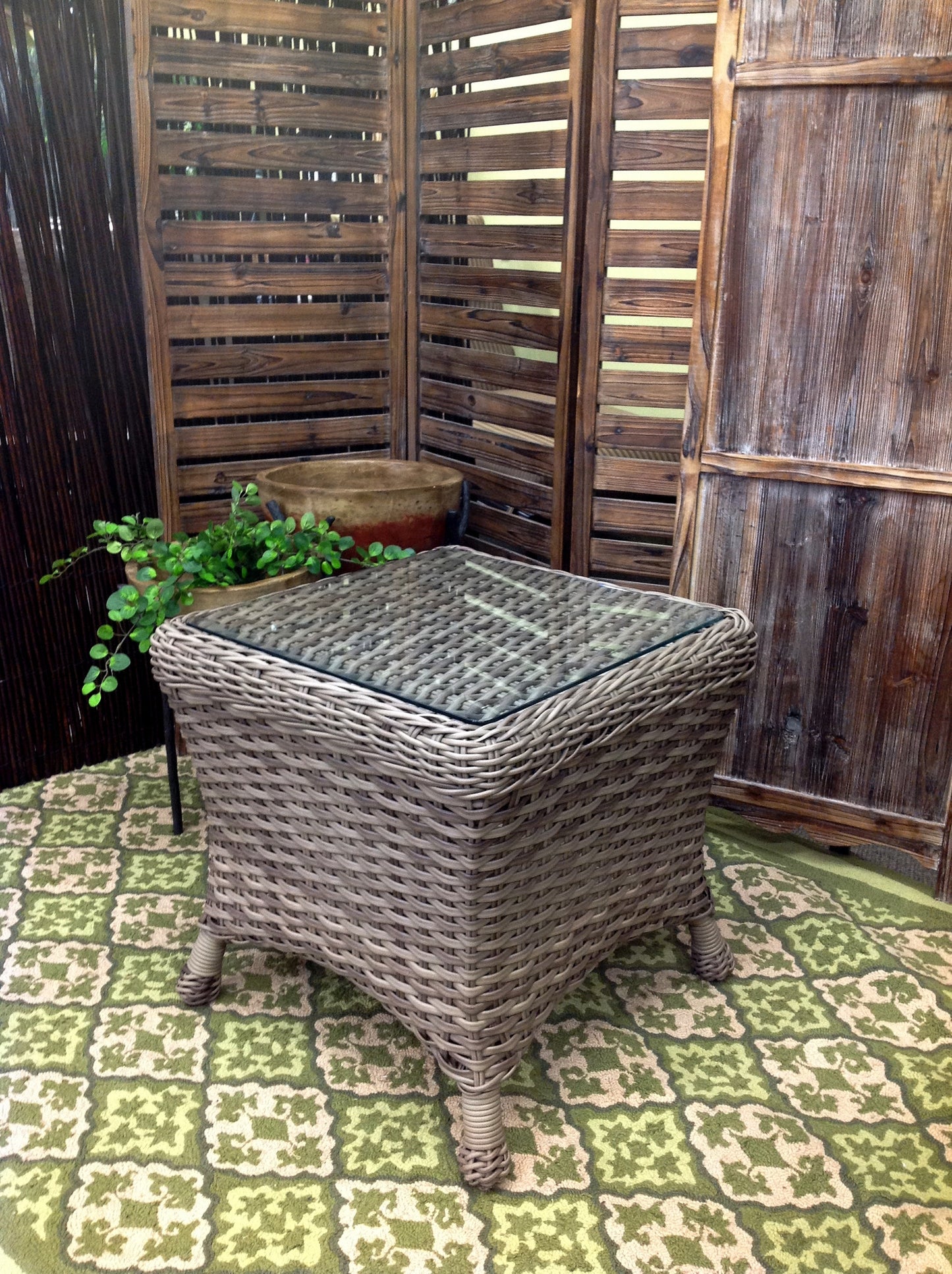 Captiva Outdoor Patio Woven Top End Table With Glass - Warehouse Clearance - Outdoor Furniture, Indoor Furniture & Upholstery Store Spokane - Jacobs Custom LivingCaptiva Outdoor Patio Woven Top End Table With Glass  | Jacobs Custom Living