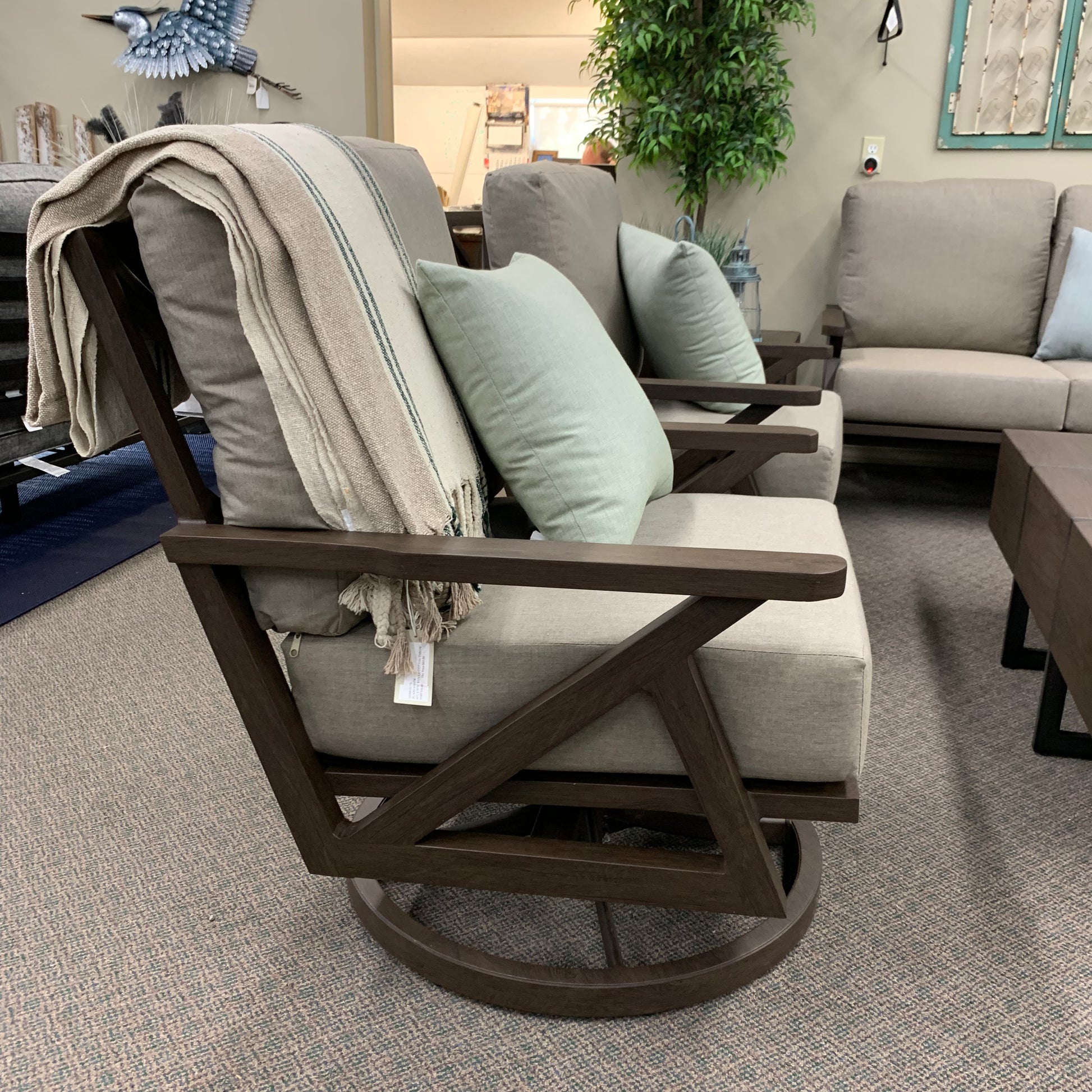 Shop Local Spokane Valley, WA for the best outdoor patio swivel rockers from Patio Renaissance available at Jacobs Custom Living in Spokane Valley, WA 