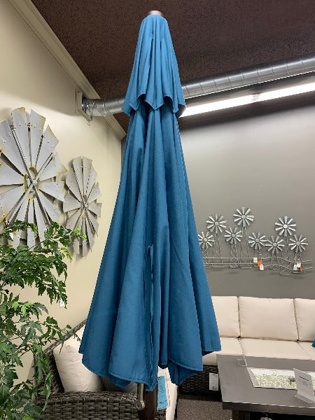 Treasure Garden 9' SWV Patio Umbrella in Surf is available in our Jacobs Custom Living Spokane Valley showroom.