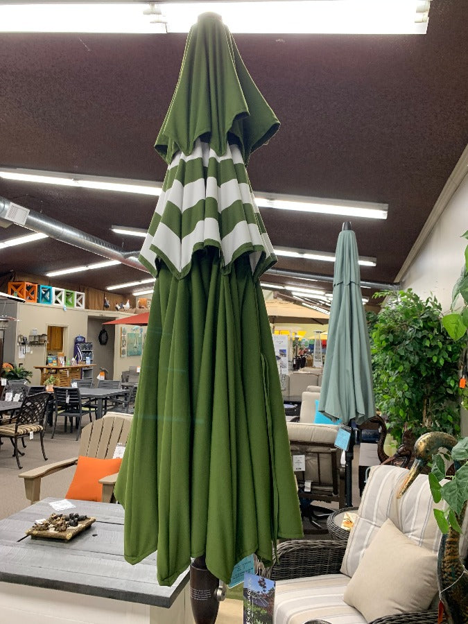 Treasure Garden 9' DWV Patio Umbrella in Reseda / Kinzie Grass is available in our Jacobs Custom Living Spokane Valley showroom.