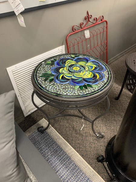 Quality Outdoor Living Made Easy. KNF Designs 24" Giovella Mosaic Top Side Table at Jacobs Custom Living Spokane Valley WA, 99037. Give yourself permission to relax.