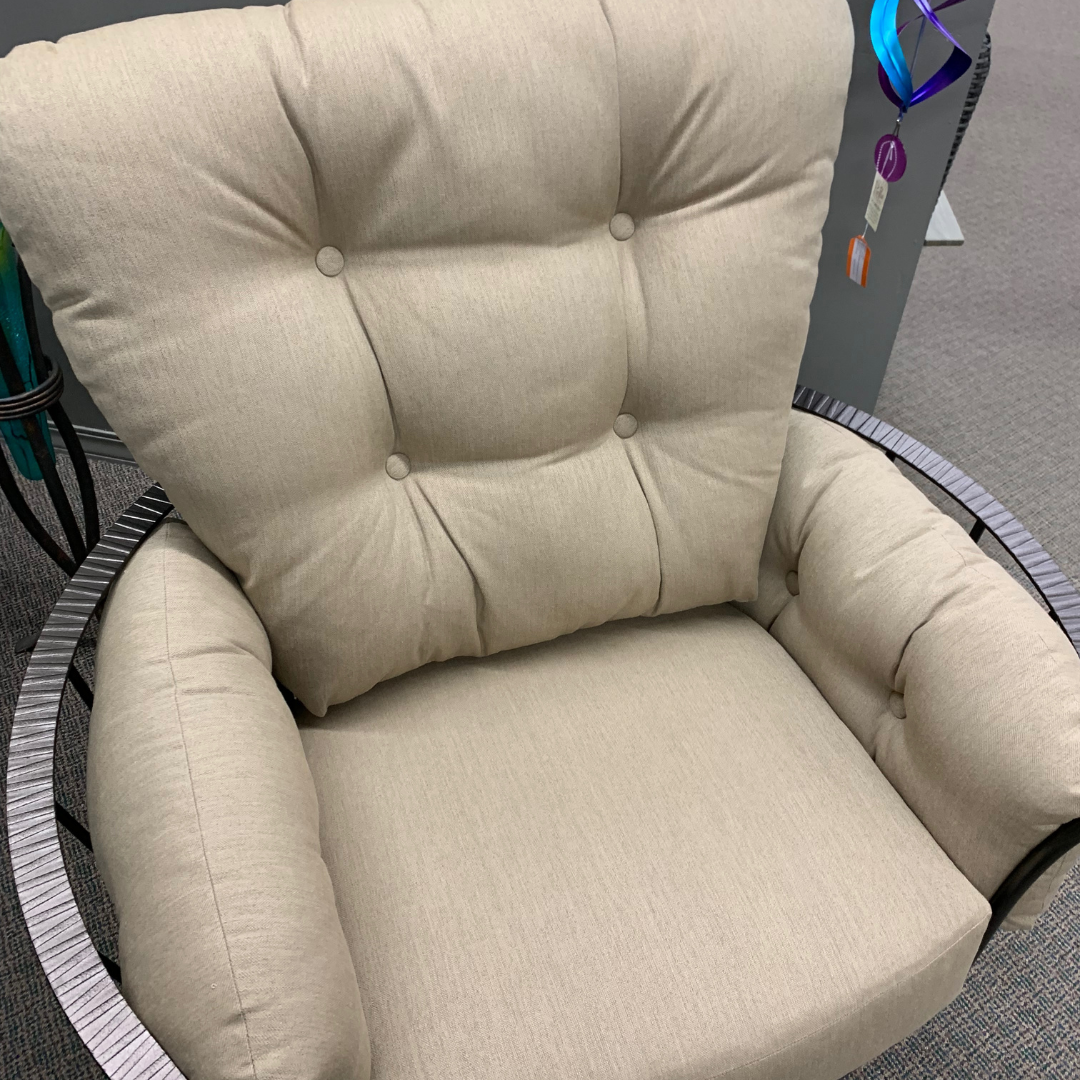 OW Lee Monterra Swivel Rocker Lounge Chair