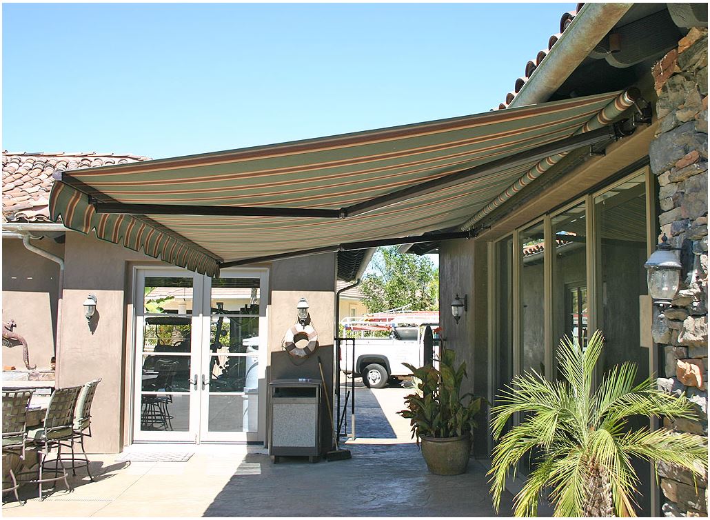 Elite Heavy Duty Retractable Patio Awning is available at Jacobs Custom Living our Jacobs Custom Living Spokane Valley showroom.