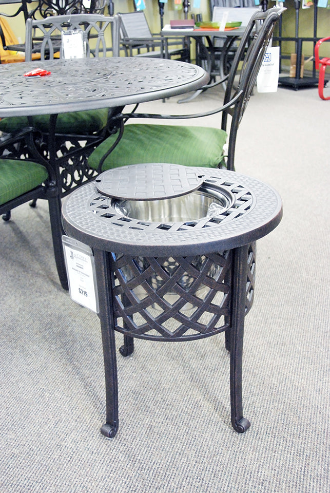 Hanamint Berkshire 20" round ice bucket side table is available in our Jacobs Custom Living Spokane Valley Showroom.