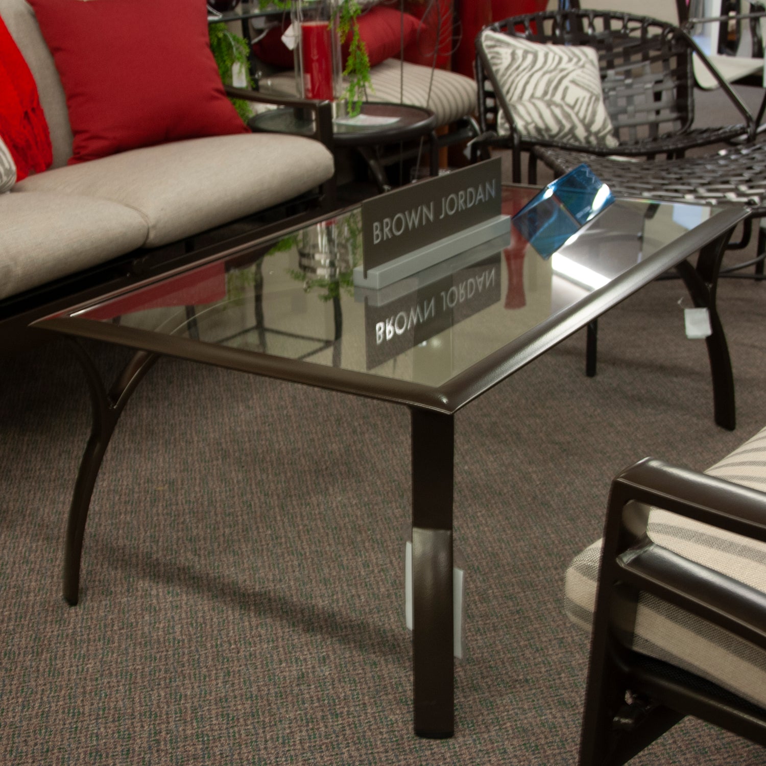 Brown Jordan | Pasadena Deep Seating
